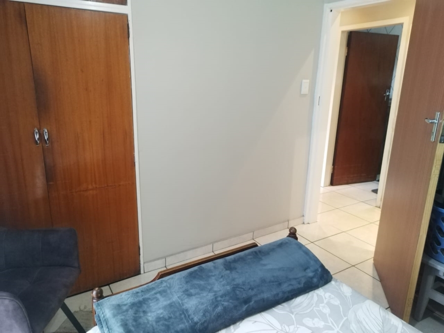 3 Bedroom Property for Sale in Bonaero Park Gauteng