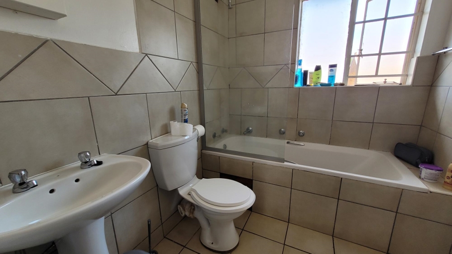 2 Bedroom Property for Sale in Clarina Gauteng
