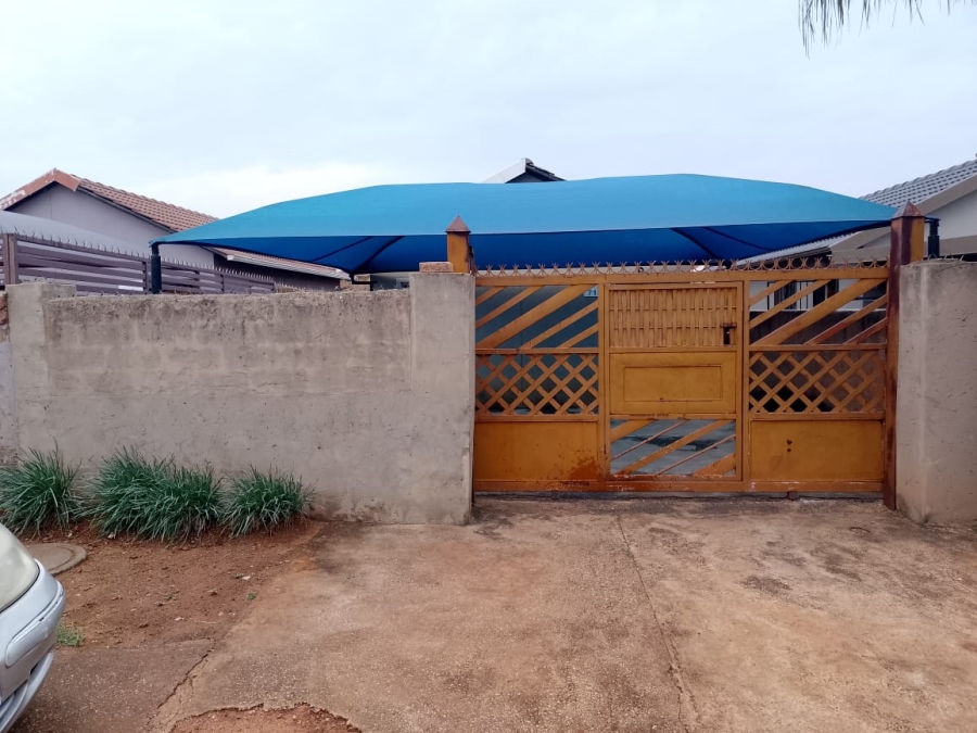 2 Bedroom Property for Sale in Mahube Valley Gauteng