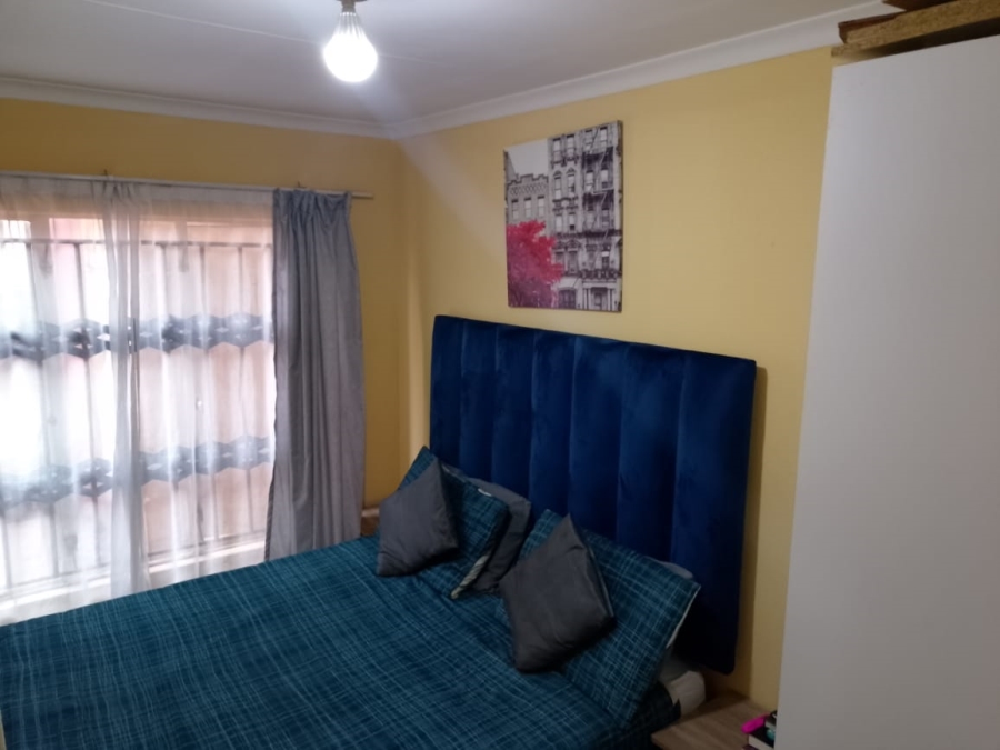 2 Bedroom Property for Sale in Mahube Valley Gauteng