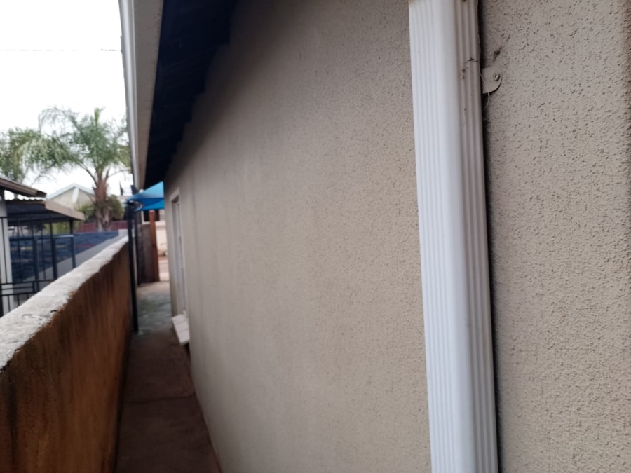 2 Bedroom Property for Sale in Mahube Valley Gauteng