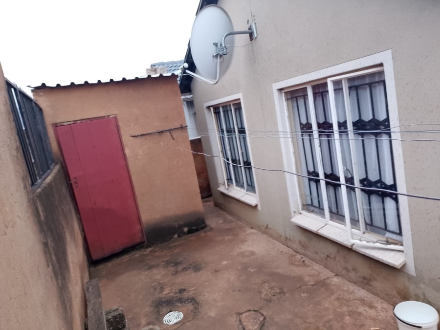2 Bedroom Property for Sale in Mahube Valley Gauteng