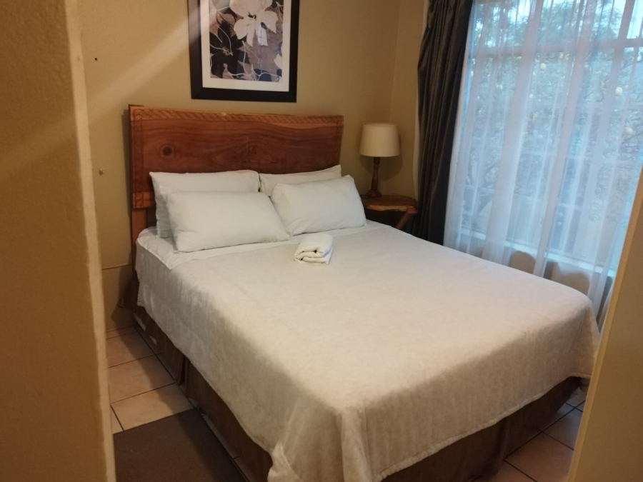 11 Bedroom Property for Sale in Birch Acres Gauteng