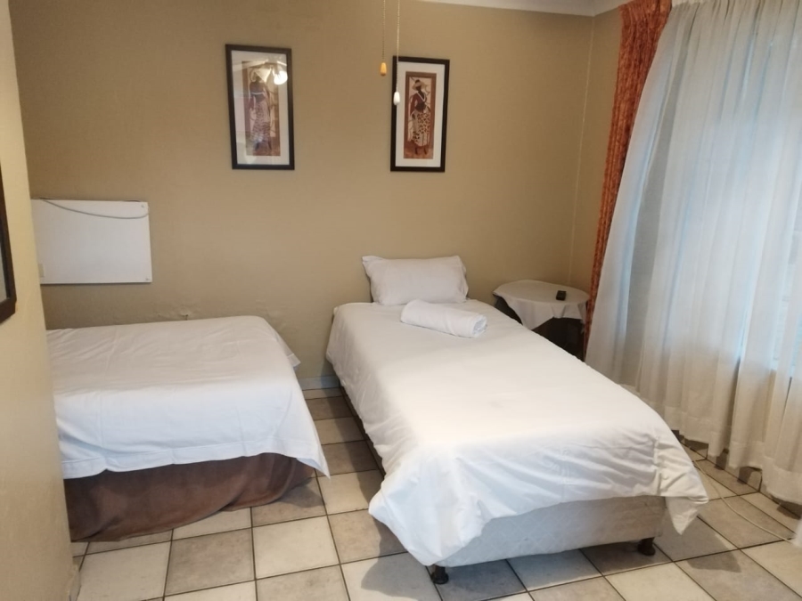 11 Bedroom Property for Sale in Birch Acres Gauteng