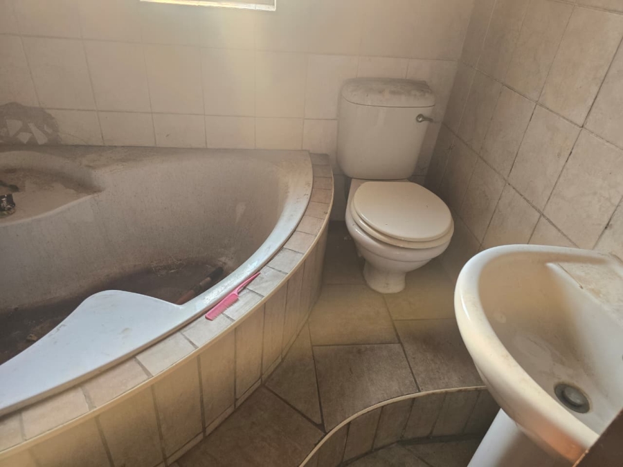 3 Bedroom Property for Sale in Booysens Gauteng