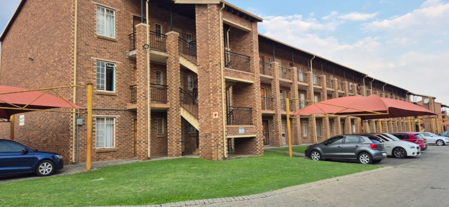 2 Bedroom Property for Sale in Comet Gauteng