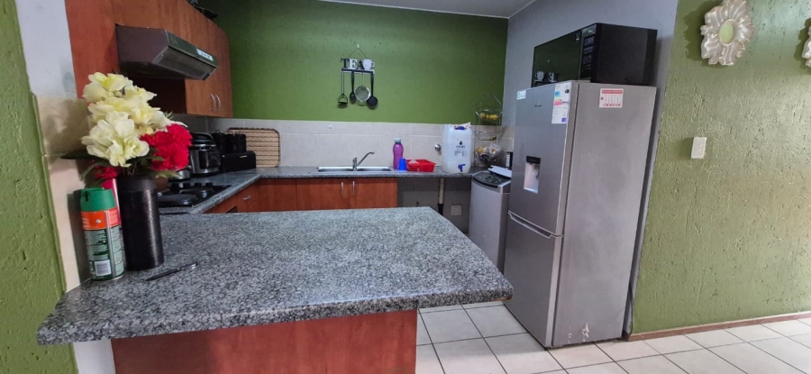 2 Bedroom Property for Sale in Comet Gauteng