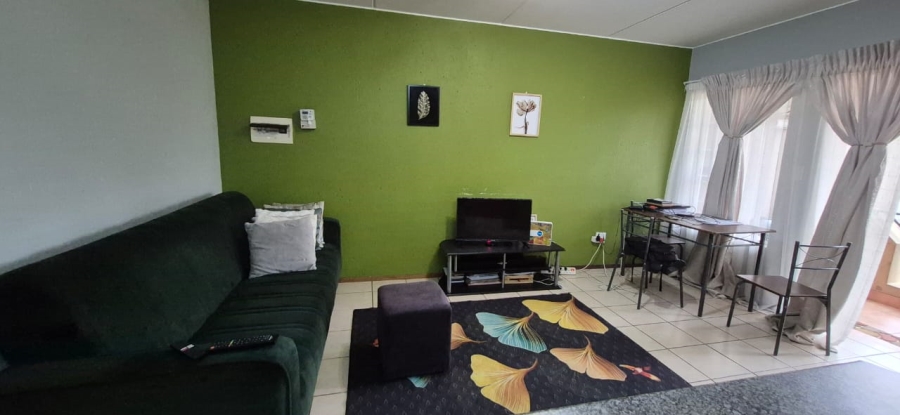 2 Bedroom Property for Sale in Comet Gauteng