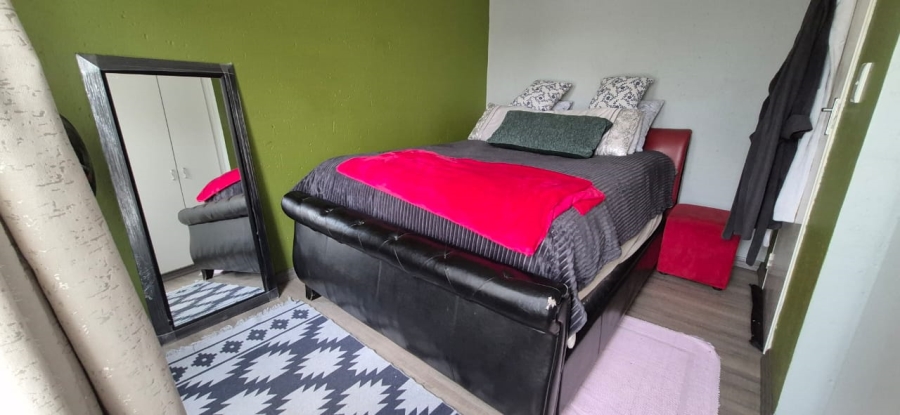 2 Bedroom Property for Sale in Comet Gauteng