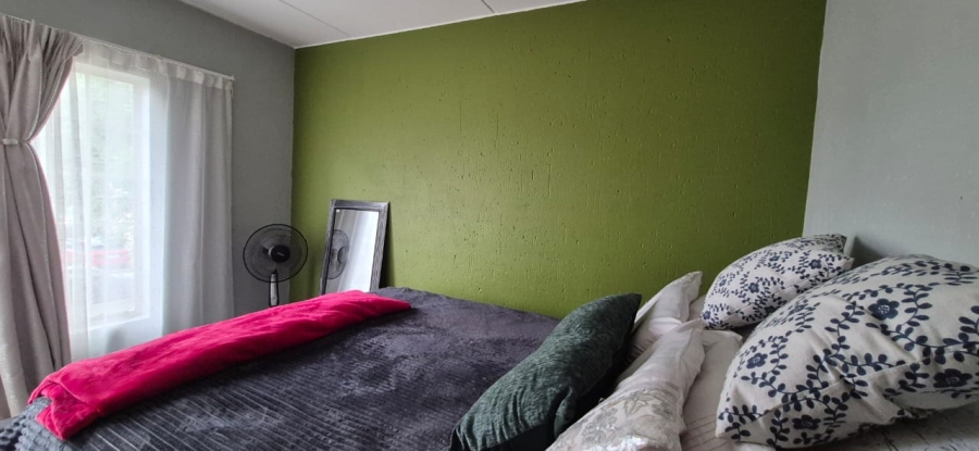 2 Bedroom Property for Sale in Comet Gauteng