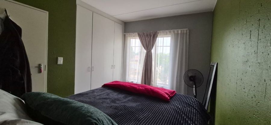2 Bedroom Property for Sale in Comet Gauteng