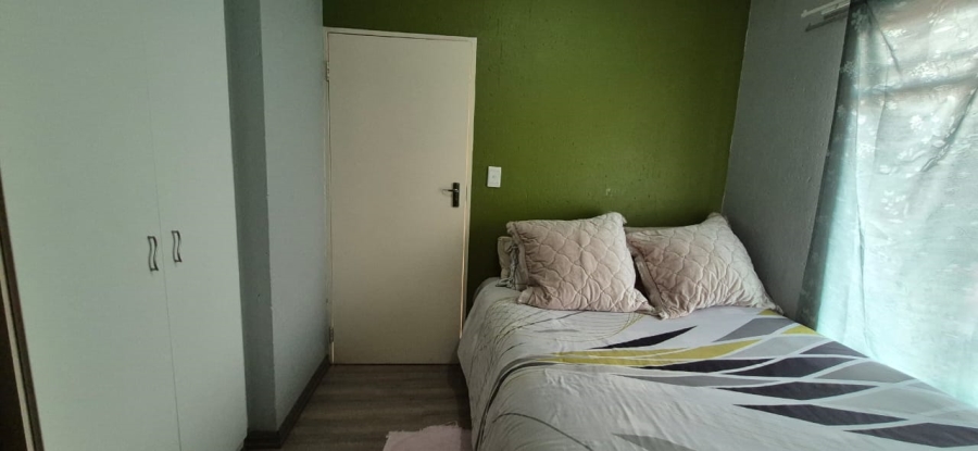 2 Bedroom Property for Sale in Comet Gauteng