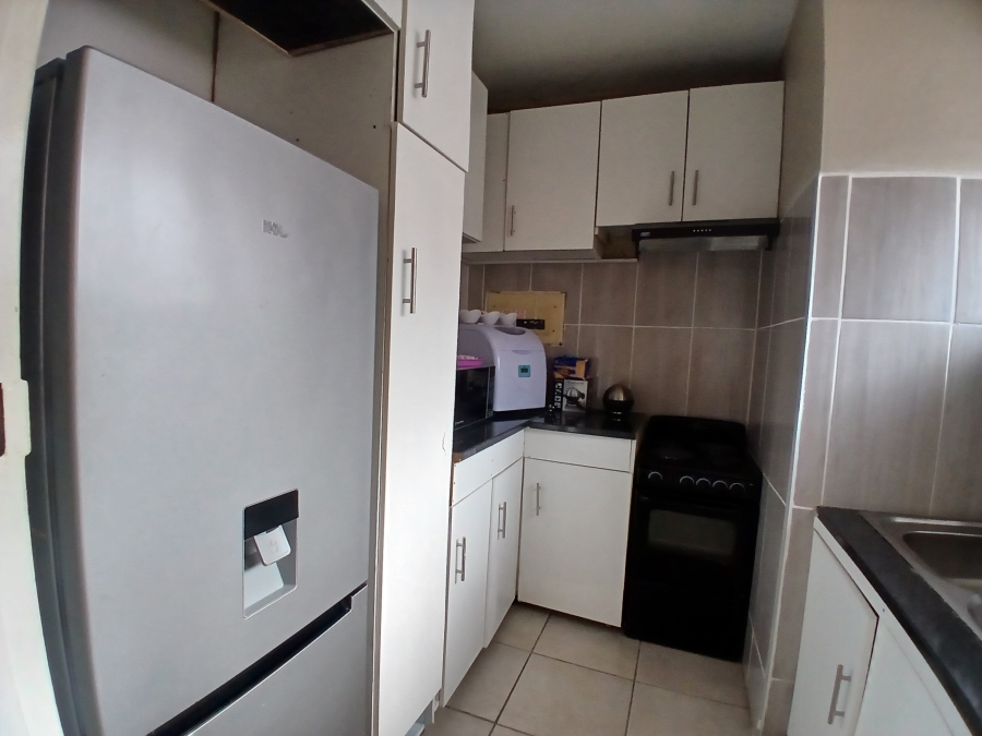 1 Bedroom Property for Sale in Pretoria Gardens Gauteng