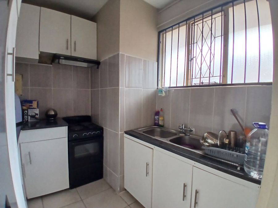1 Bedroom Property for Sale in Pretoria Gardens Gauteng