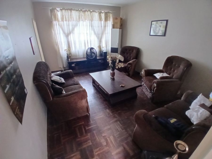1 Bedroom Property for Sale in Pretoria Gardens Gauteng