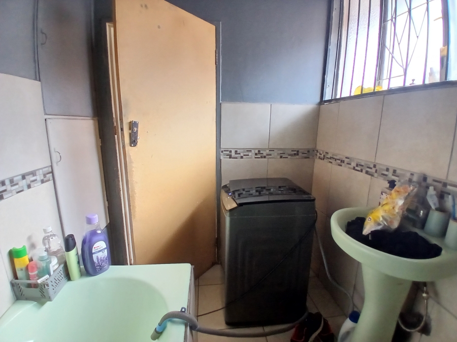 1 Bedroom Property for Sale in Pretoria Gardens Gauteng