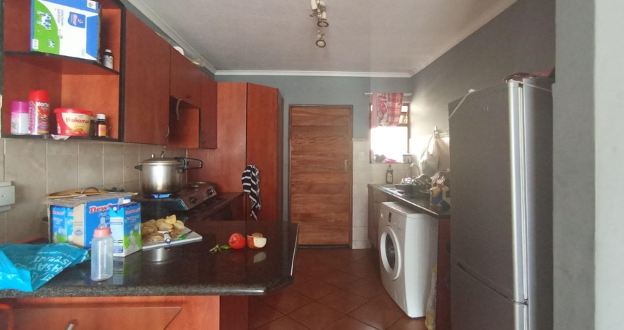 2 Bedroom Property for Sale in Montana Tuine Gauteng