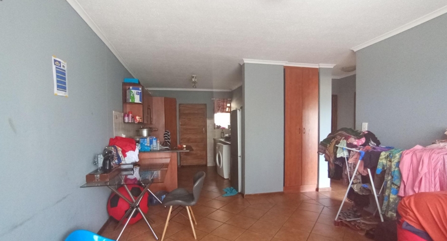 2 Bedroom Property for Sale in Montana Tuine Gauteng