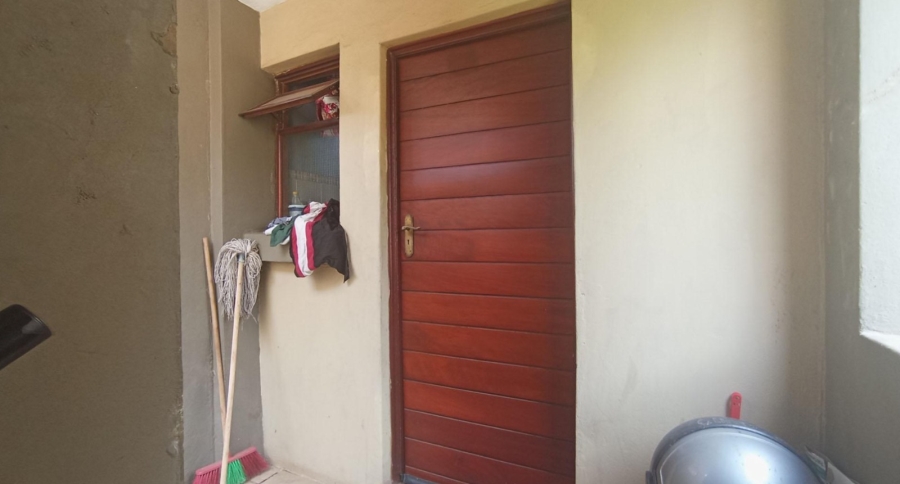 2 Bedroom Property for Sale in Montana Tuine Gauteng