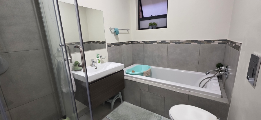 1 Bedroom Property for Sale in Kensington Gauteng