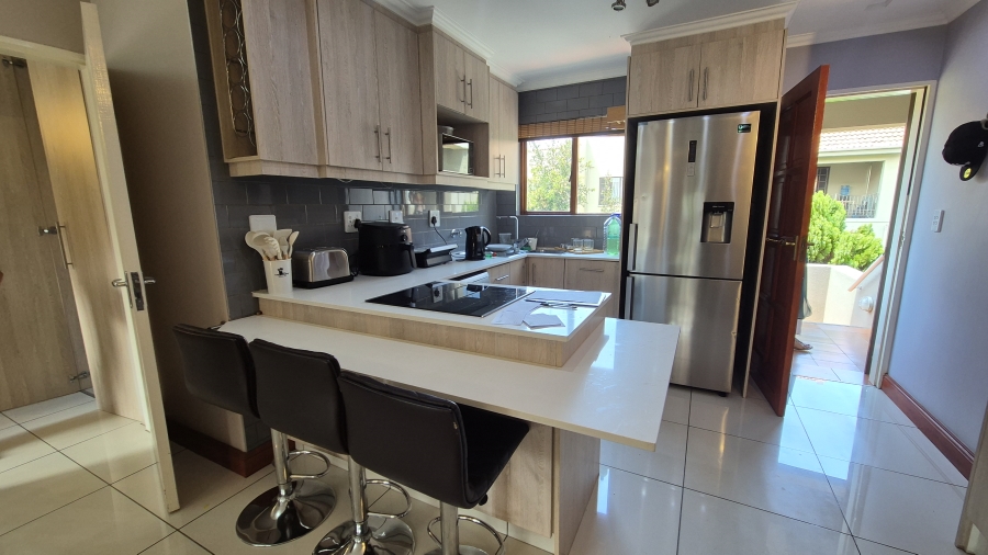2 Bedroom Property for Sale in Bedfordview Gauteng
