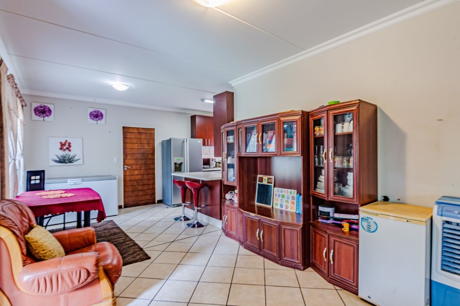 3 Bedroom Property for Sale in Willow Park Manor Gauteng