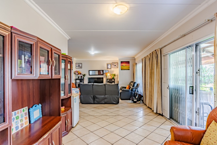 3 Bedroom Property for Sale in Willow Park Manor Gauteng