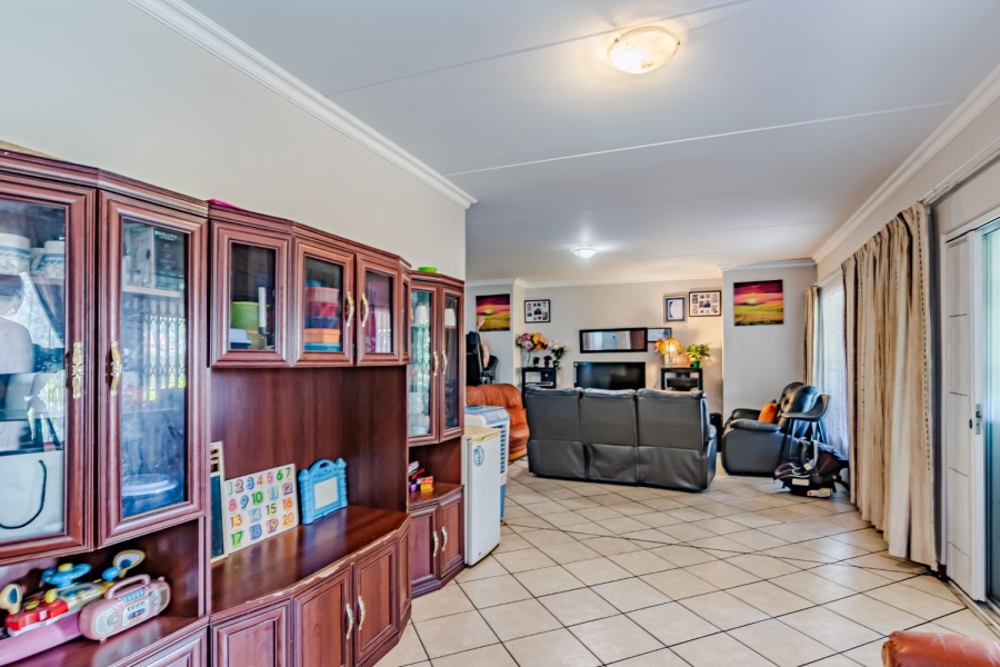 3 Bedroom Property for Sale in Willow Park Manor Gauteng