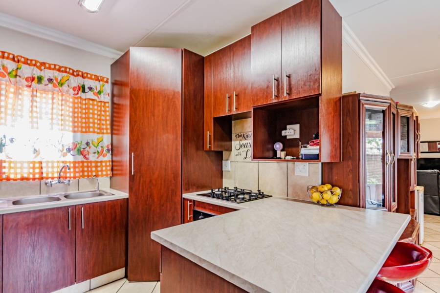 3 Bedroom Property for Sale in Willow Park Manor Gauteng