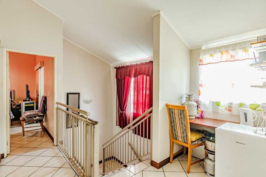 3 Bedroom Property for Sale in Willow Park Manor Gauteng