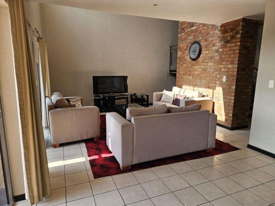 To Let 2 Bedroom Property for Rent in Morningside Gauteng