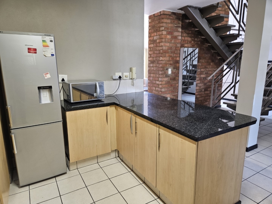 To Let 2 Bedroom Property for Rent in Morningside Gauteng