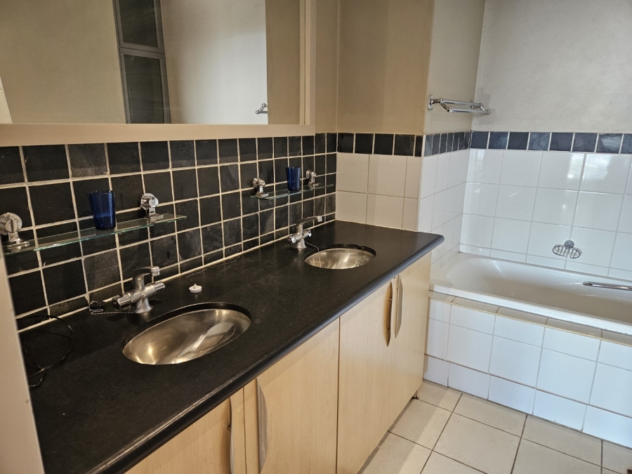 To Let 2 Bedroom Property for Rent in Morningside Gauteng