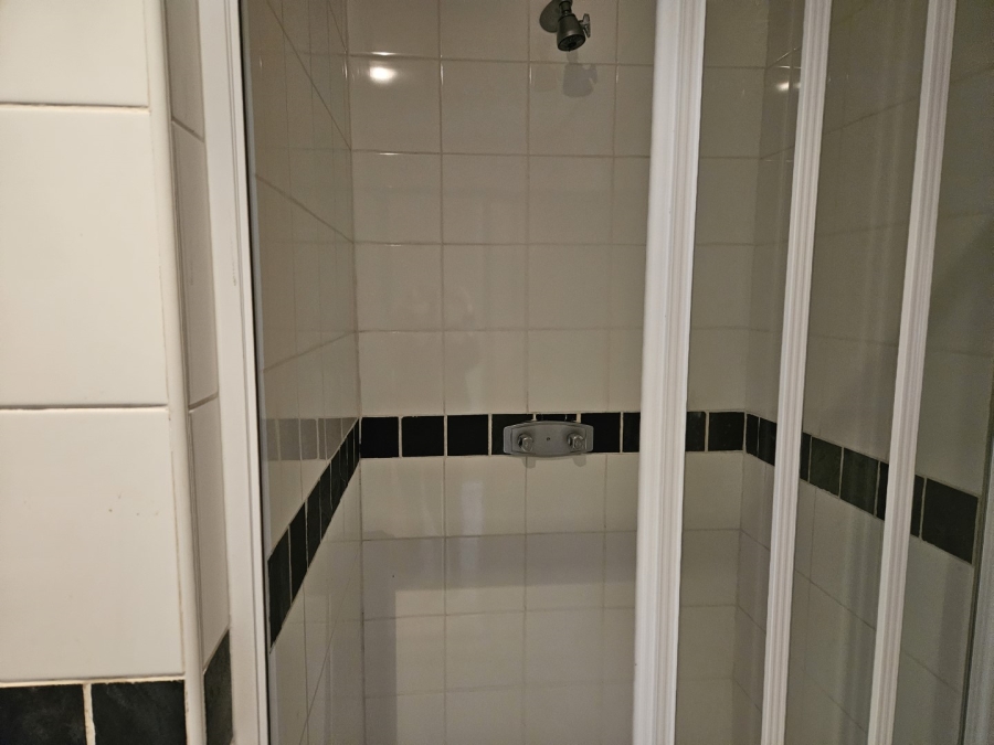 To Let 2 Bedroom Property for Rent in Morningside Gauteng