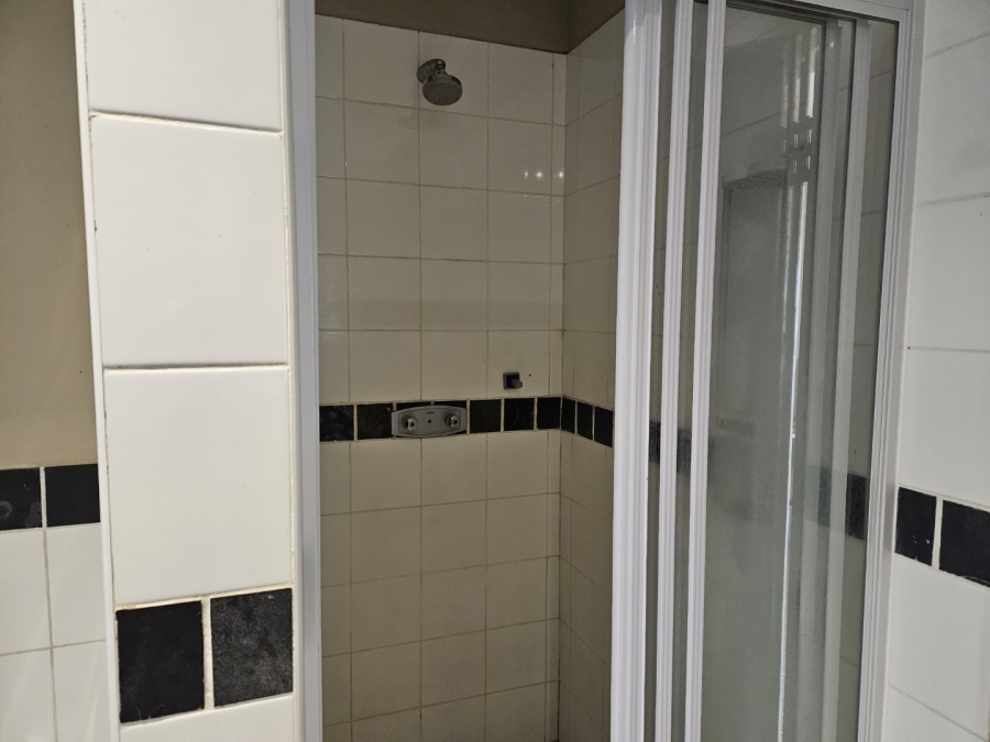 To Let 2 Bedroom Property for Rent in Morningside Gauteng