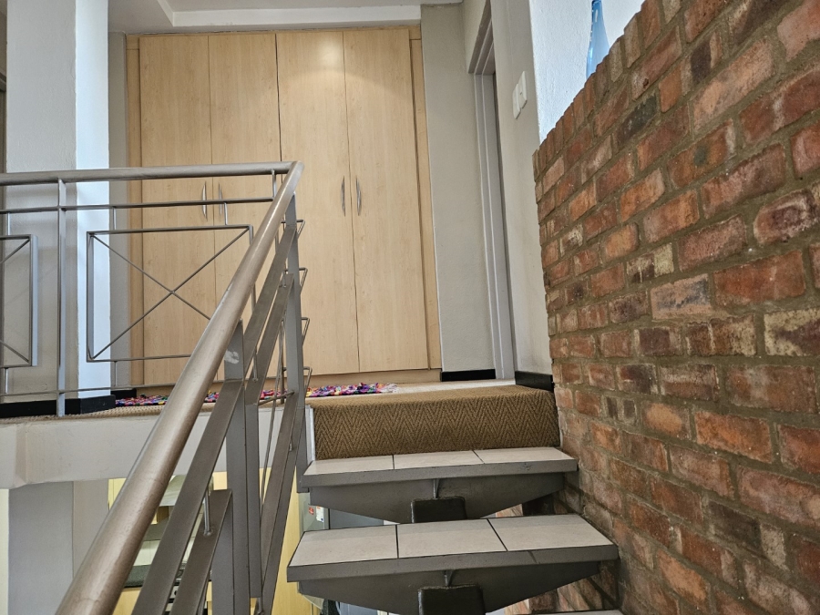 To Let 2 Bedroom Property for Rent in Morningside Gauteng