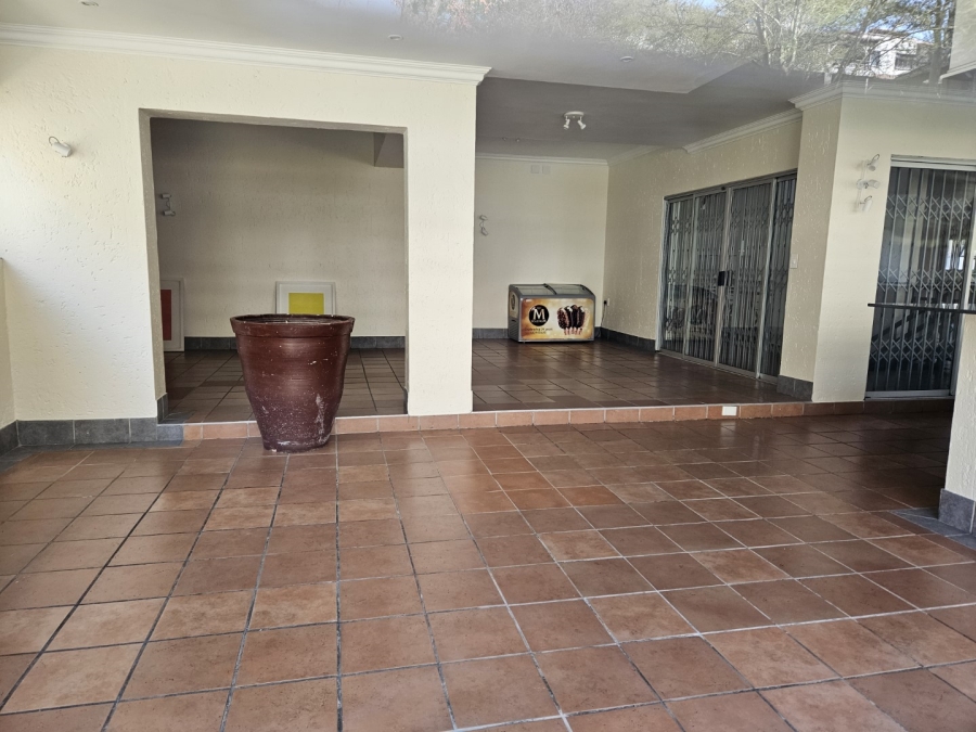To Let 2 Bedroom Property for Rent in Morningside Gauteng