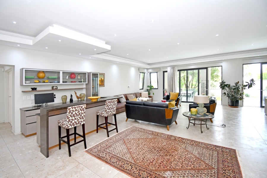 7 Bedroom Property for Sale in River Club Gauteng