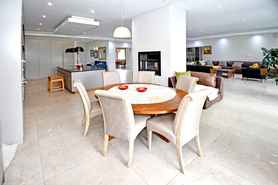 7 Bedroom Property for Sale in River Club Gauteng