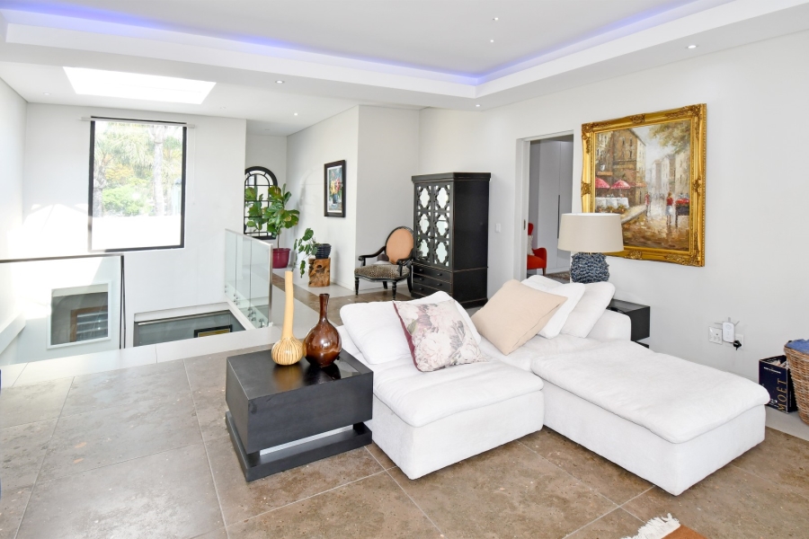 7 Bedroom Property for Sale in River Club Gauteng