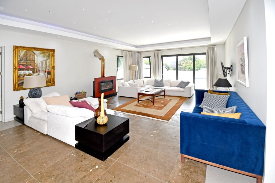 7 Bedroom Property for Sale in River Club Gauteng