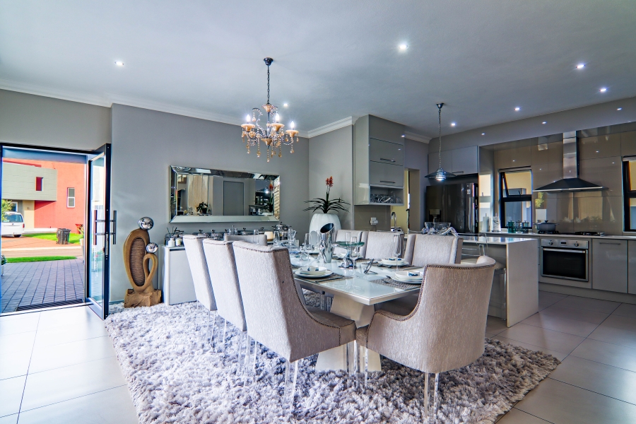 4 Bedroom Property for Sale in Midstream Meadows Gauteng