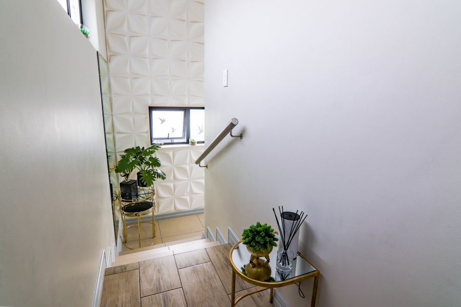 4 Bedroom Property for Sale in Midstream Meadows Gauteng