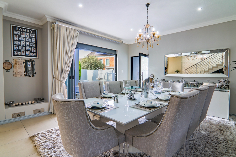 4 Bedroom Property for Sale in Midstream Meadows Gauteng