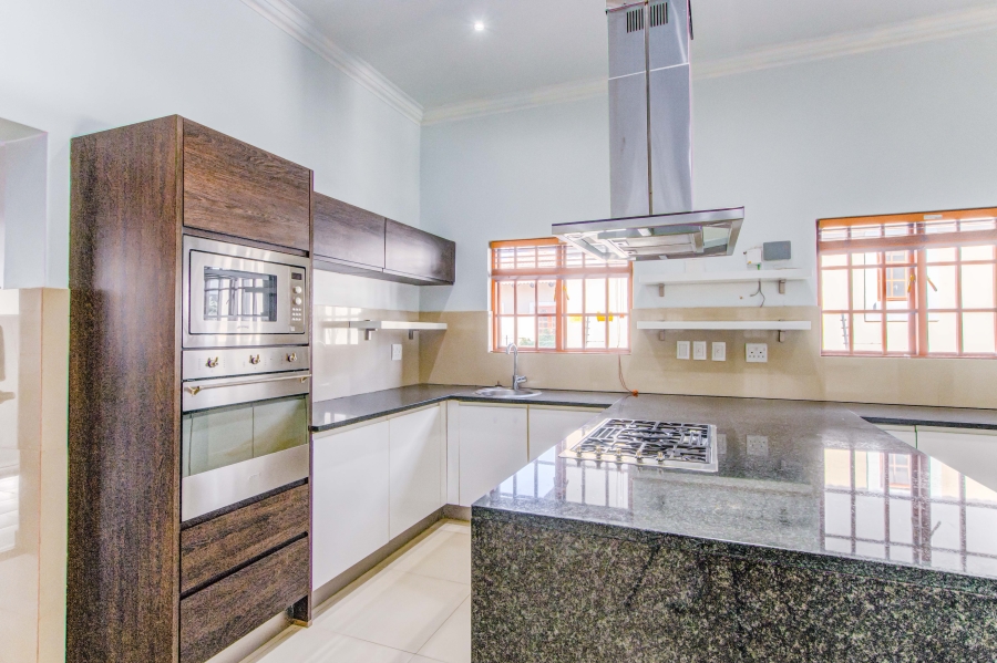 5 Bedroom Property for Sale in Bryanston Gauteng