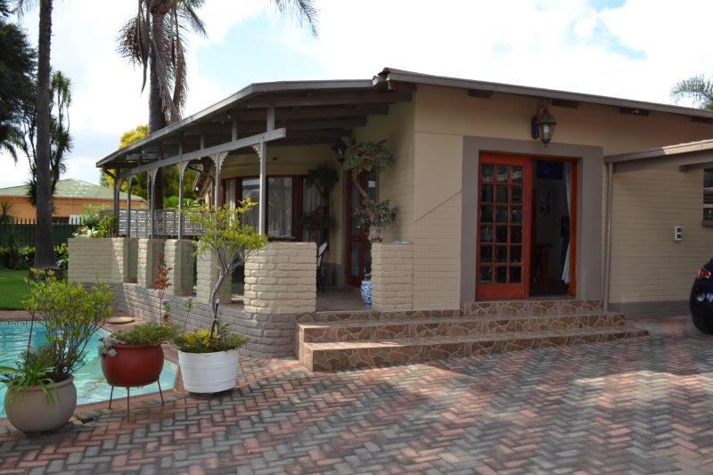 3 Bedroom Property for Sale in Florida Gauteng