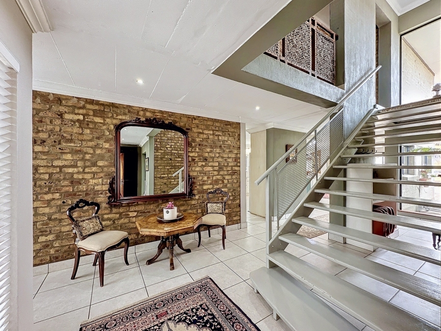 3 Bedroom Property for Sale in Lombardy Estate Gauteng