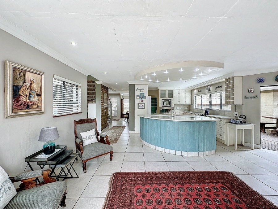 3 Bedroom Property for Sale in Lombardy Estate Gauteng
