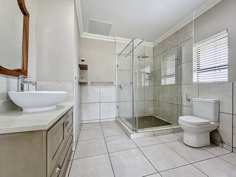 3 Bedroom Property for Sale in Lombardy Estate Gauteng