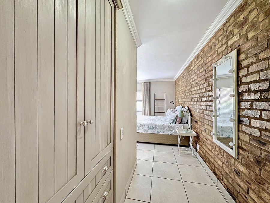 3 Bedroom Property for Sale in Lombardy Estate Gauteng